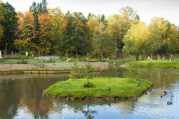 Image showing Autumn park