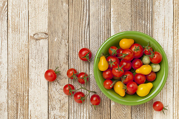 Image showing grape and cherry tomatoes