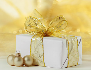 Image showing christmas gift