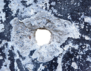 Image showing hole in the concrete