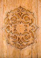 Image showing art of wood carving. 