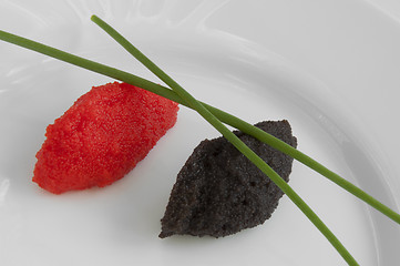 Image showing Black and red caviar 