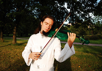 Image showing Playing the violin