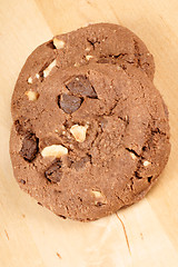 Image showing Two cookies