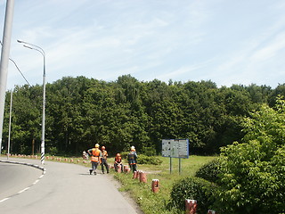 Image showing Road workers on rest