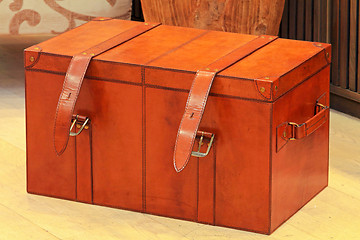 Image showing Leather trunk