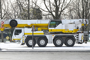Image showing Mobile crane