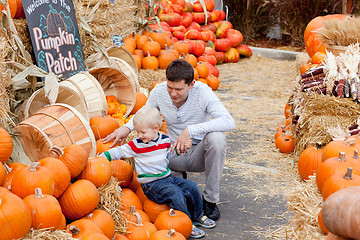 Image showing family at the pumpkin patch