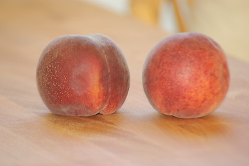 Image showing Peaches on table