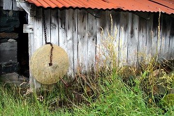 Image showing Old barn