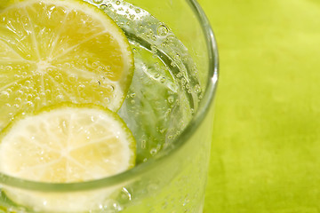 Image showing Glass of sparkling water and lemon