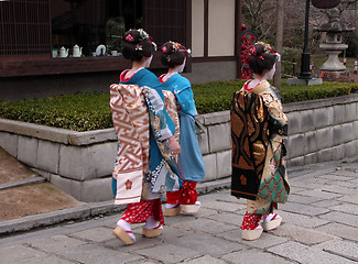 Image showing Three geishas