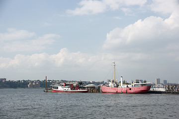 Image showing new york pier on hudson river