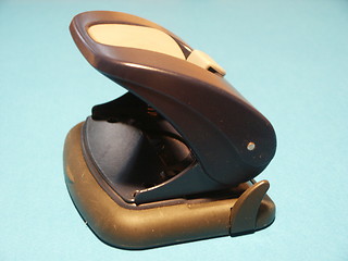 Image showing office hole puncher