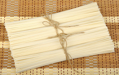 Image showing wheat noodles on the mat