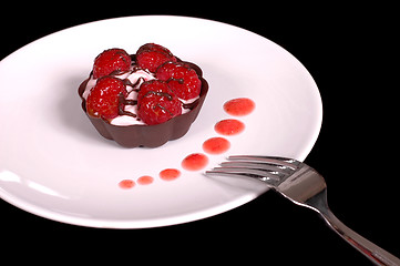 Image showing Rasberry mousse tart 2