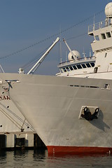 Image showing cruise ship in a port