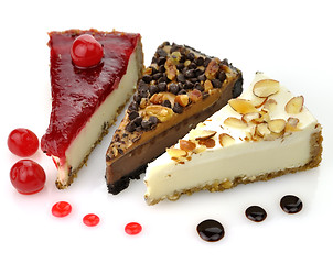 Image showing slices of cheesecakes 