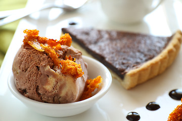 Image showing Ice Cream With Honeycomb