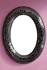 Image showing Oval mirror