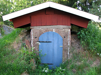 Image showing Earth cellar