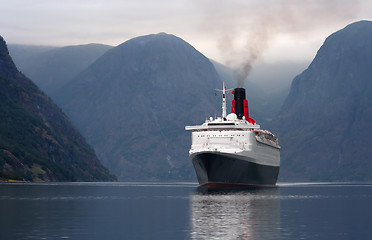 Image showing Cruise Ship