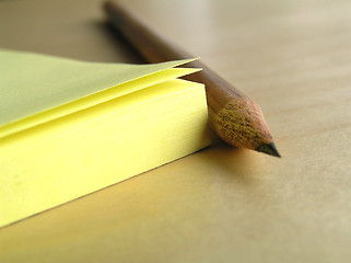 Image showing Yellow block and pencil