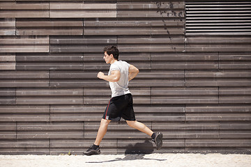 Image showing Running athlete