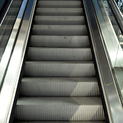 Image showing Escalator picture