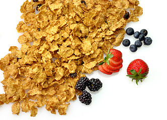 Image showing bran and raisin cereal with fruits and berries 