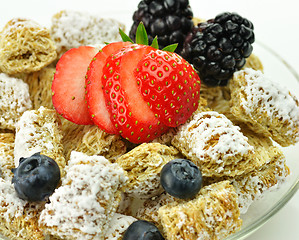 Image showing Shredded Wheat Cereal with fruits and berries 