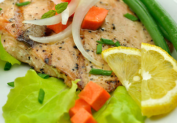 Image showing grilled salmon fillet