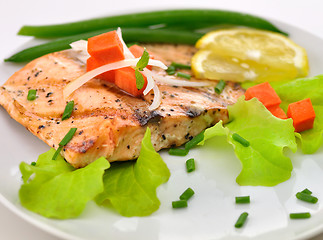 Image showing grilled salmon fillet