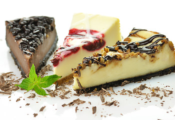 Image showing slices of cheesecakes