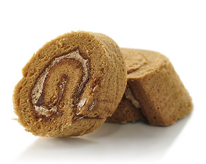 Image showing Chocolate swiss roll slices 