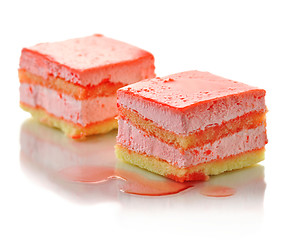 Image showing strawberry flavored layer cake