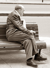 Image showing Old man on the bench