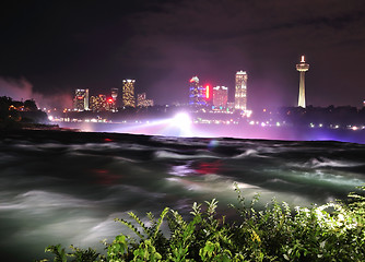 Image showing Niagara River in the night time