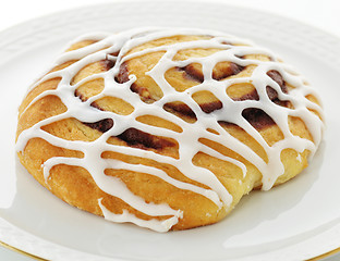 Image showing fresh cinnamon roll