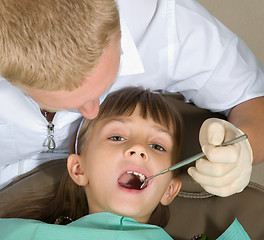 Image showing Dentist