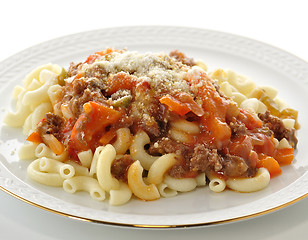 Image showing macaroni with sauce and vegetables 