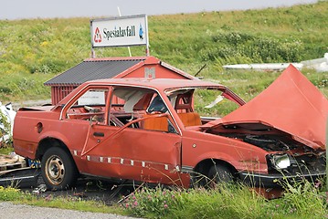 Image showing Scraped car