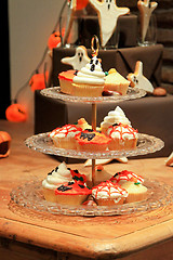 Image showing Halloween cupcakes