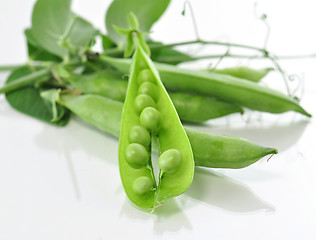 Image showing peas