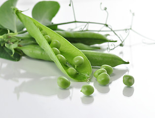 Image showing peas