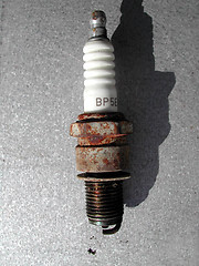 Image showing Old sparkling plug