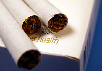 Image showing Cigarettes on box