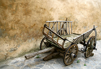 Image showing Old wooden cart in ghosttown