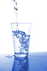 Image showing tumbler of fresh water