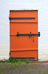 Image showing red door